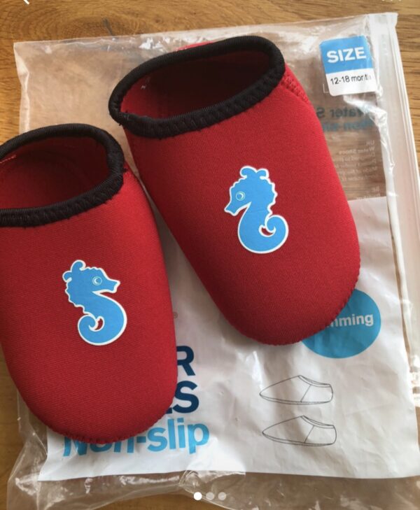 Water shoes / non-slip / boty do vody 12-18m