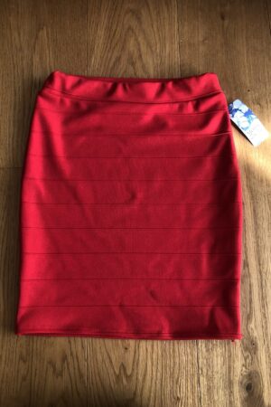 Sukně červená dolce moda 10/M/38
